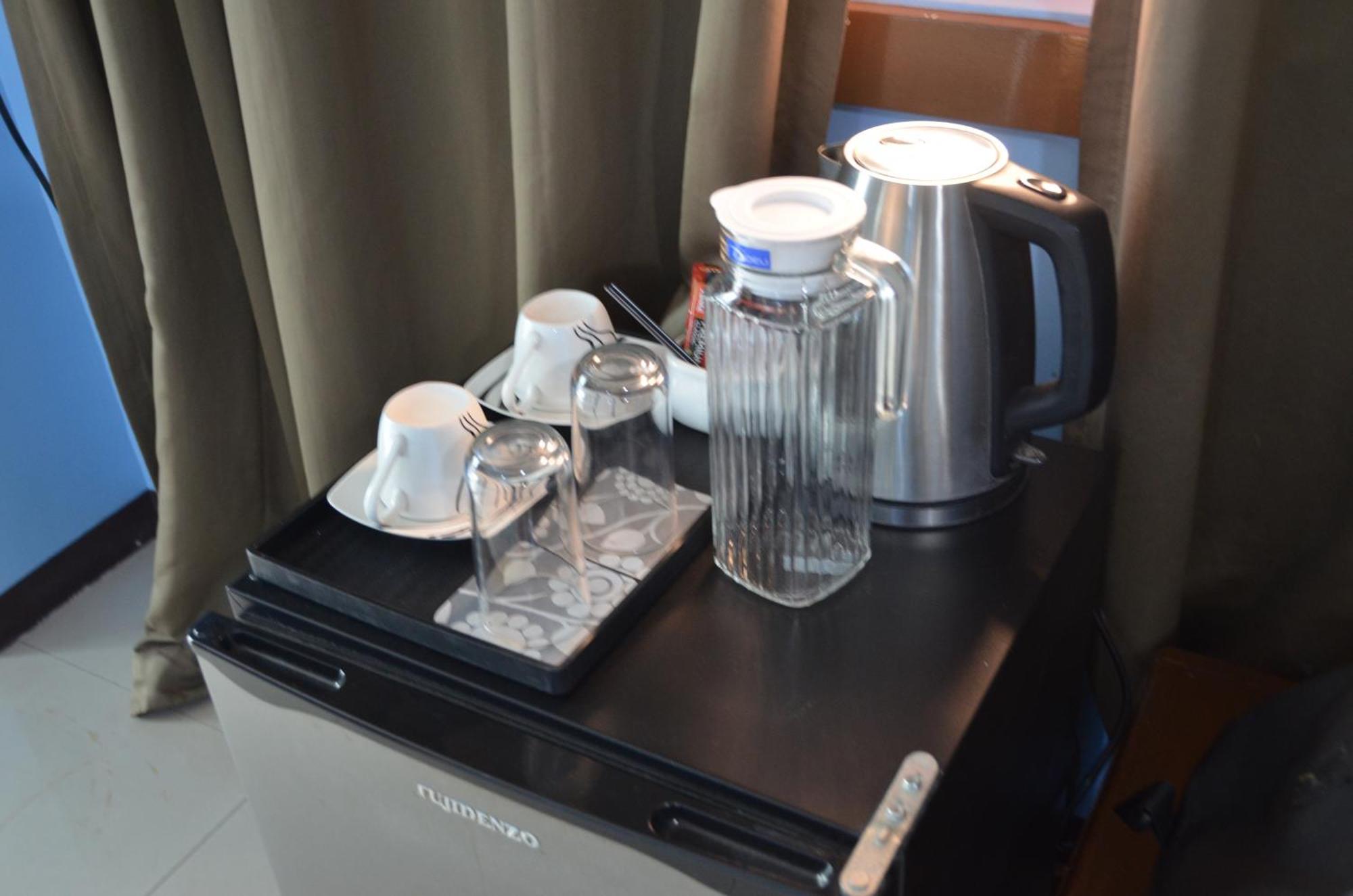 Alu Hotel Davao Ngoại thất bức ảnh