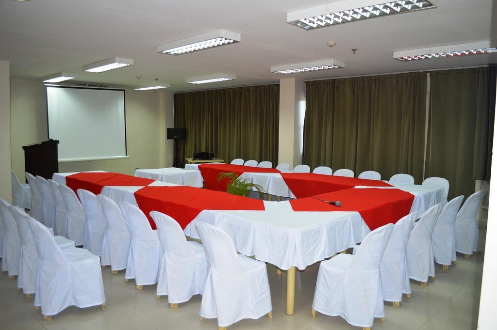 Alu Hotel Davao Ngoại thất bức ảnh