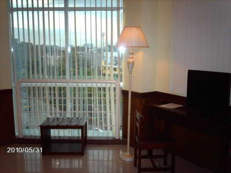 Alu Hotel Davao Ngoại thất bức ảnh