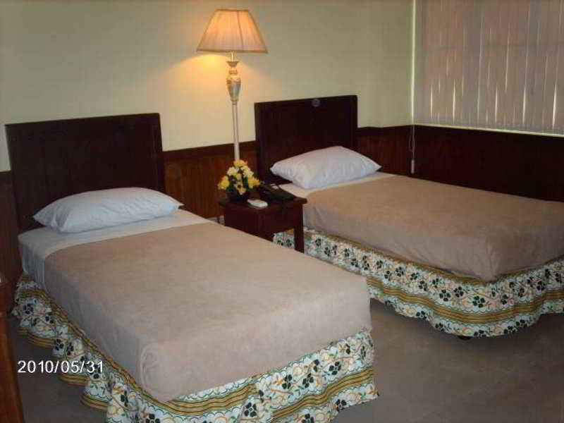 Alu Hotel Davao Ngoại thất bức ảnh