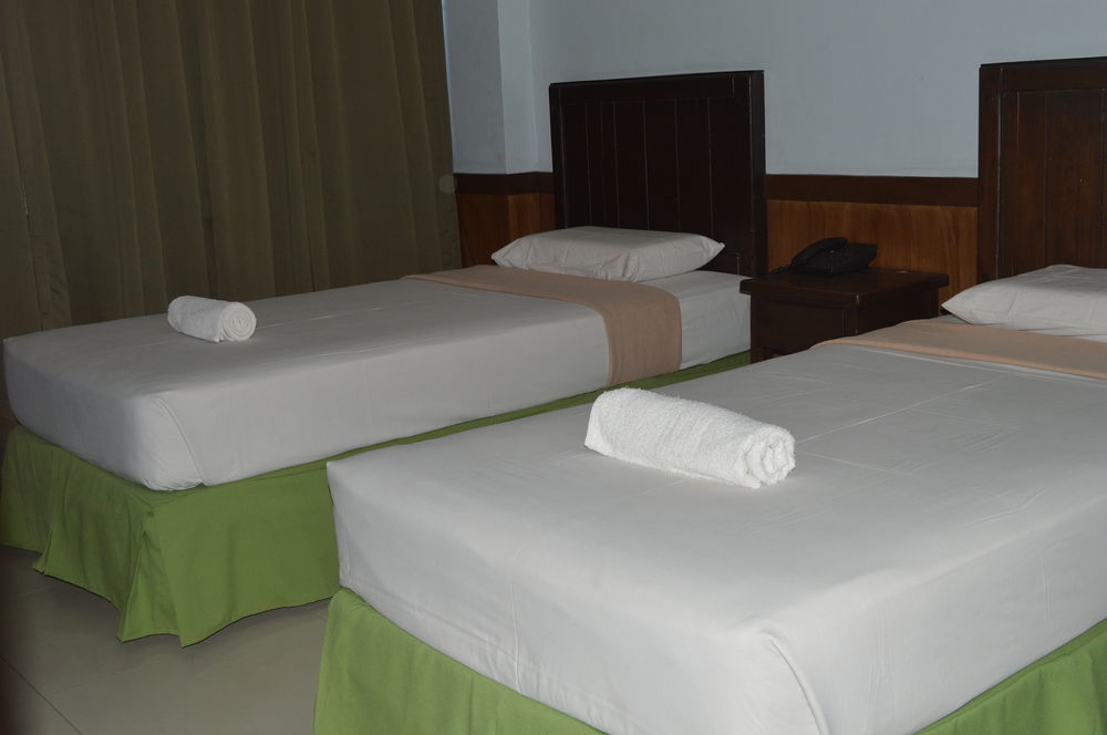 Alu Hotel Davao Ngoại thất bức ảnh