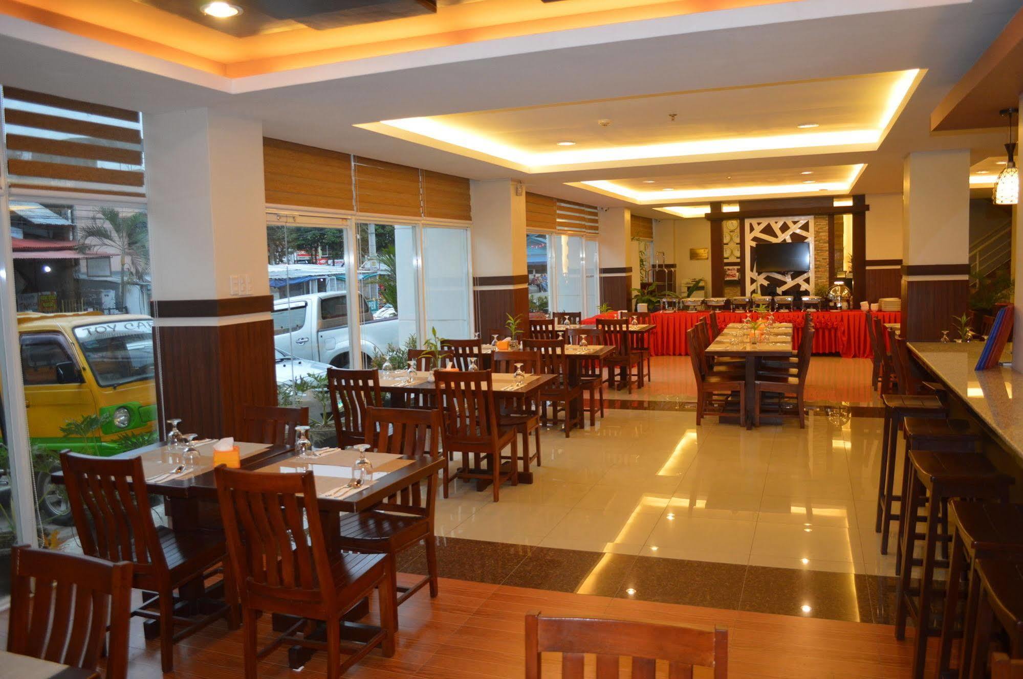 Alu Hotel Davao Ngoại thất bức ảnh
